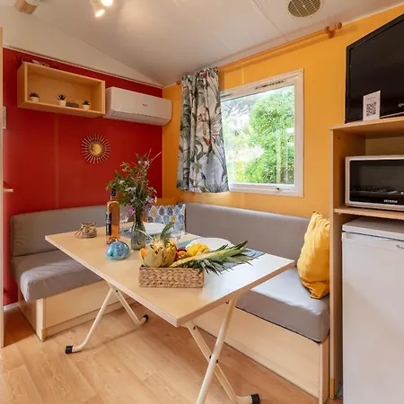 L'estrellus, Mobil-home Climatise Au Coeur Du Vignoble A Quelques Metres De La