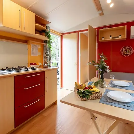 L'estrellus, Mobil-home Climatisé Au Cœur Du Vignoble à Quelques Mètres De La *