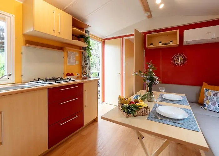 L'estrellus, Mobil-home Climatisé Au Cœur Du Vignoble à Quelques Mètres De La *